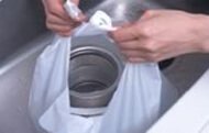 終わったら小物類は水洗い