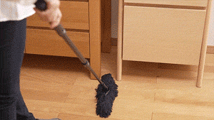 段差や家具の隙間も手軽におそうじできるダスキンフロアモップ3