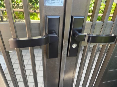 門扉の鍵・取っ手の交換の施工事例